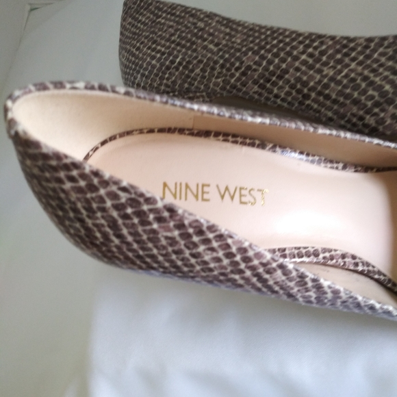 Nine West " GARISONO" pumps NWOT - Picture 2 of 6